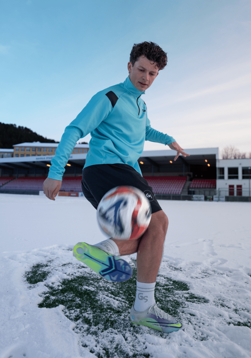 Hvite Ull gripsocks med grå logo︱VINTER 25/26 VERSJON - GSPERFORMANCE