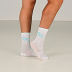 Tynne - Hvite Gripsocks med turkis logo