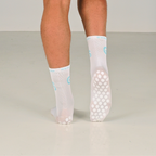 Tynne - Hvite Gripsocks med turkis logo