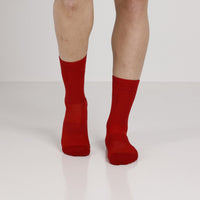 Mørke røde gripsokker - gripsocks.no